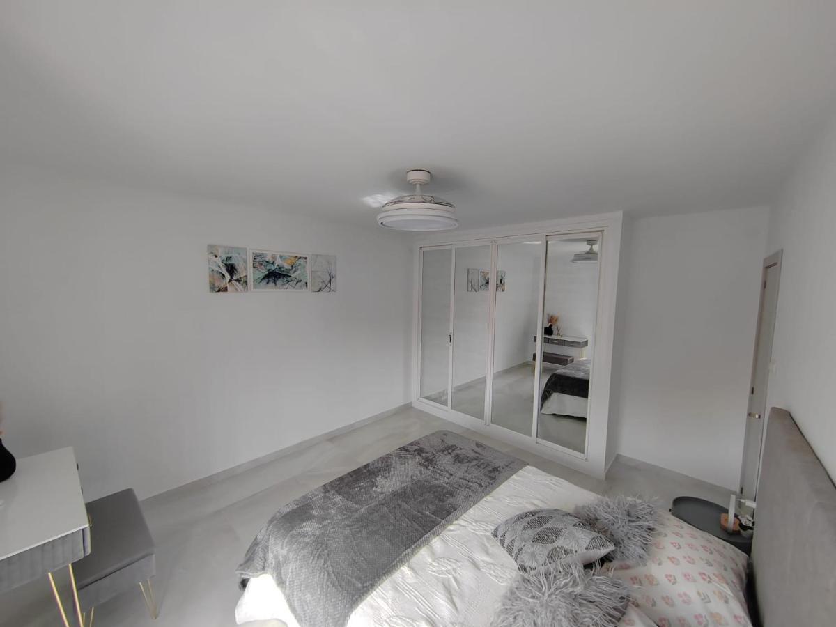 Apartamento La Torre,200M Hasta La Playa Бенальмадена Екстер'єр фото